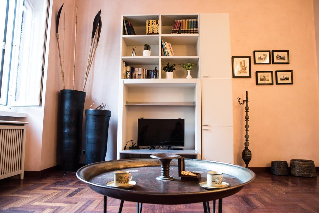 A Porta Latina Apartment Roma Exterior foto