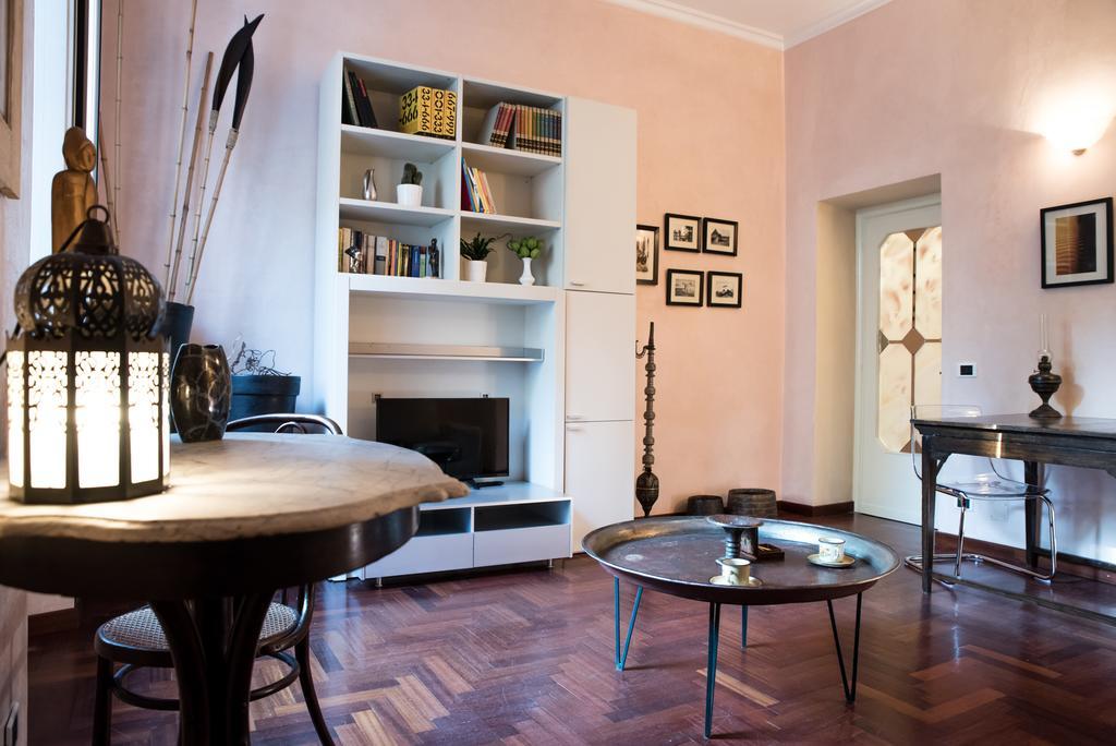 A Porta Latina Apartment Roma Exterior foto