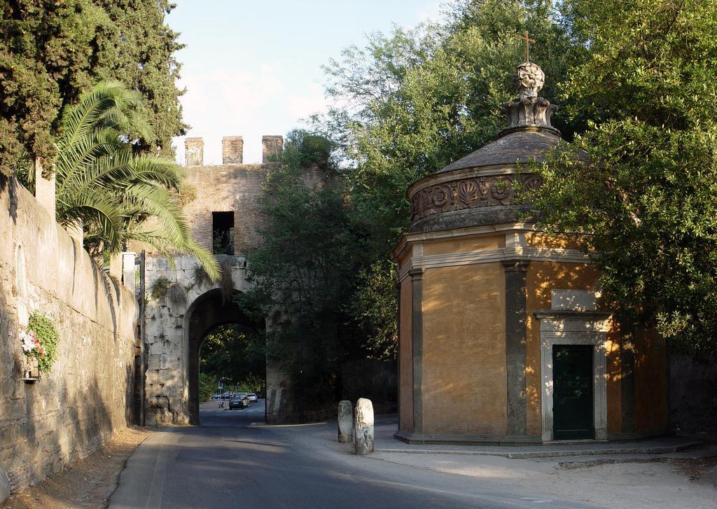 A Porta Latina Apartment Roma Exterior foto